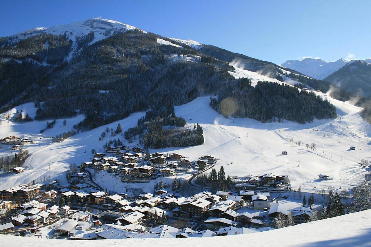 Hotel-Pension Flora in Hinterglemm, Saalbach-Hinterglemm