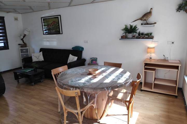 Location de vacances pour 4 personnes, avec jardin à Brailly-Cornehotte