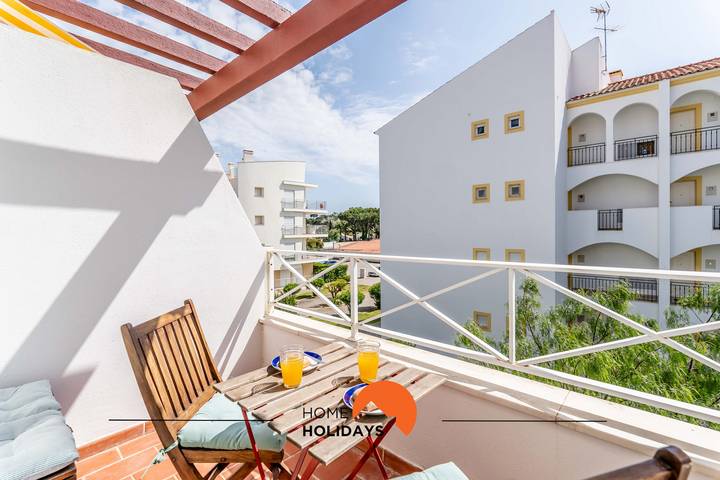 Appartement de vacances pour 4 personnes, avec balcon et piscine