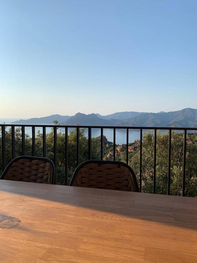 Appartement entier, Appartement spacieux avec vue mer in Piana, Région d'Ajaccio