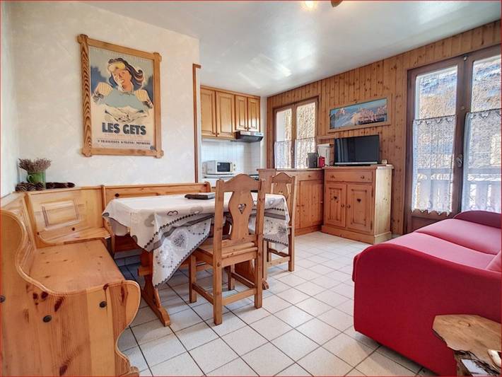 Appartement entier, Appartement 'Apt Le Retour Aux Neiges - Les Gets' avec vue montagne, balcon et Wi-Fi in Les Gets, Les Portes du Soleil