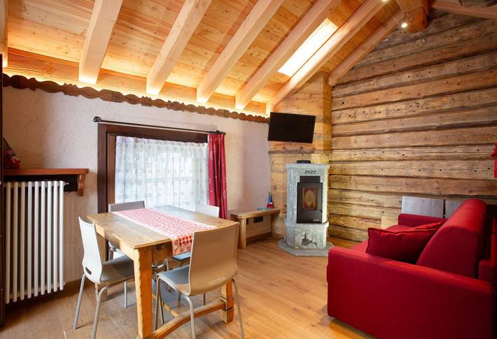 Chalet per 6 persone, con Balcone e Idromassaggio nonché Giardino e Sauna in 