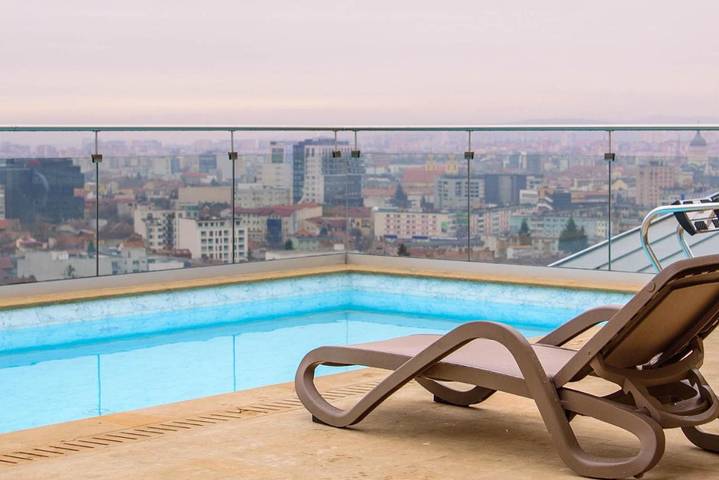 Apartament wakacyjny dla 4 osób, z basen i widok oraz ogród w Kluż-Napoka
