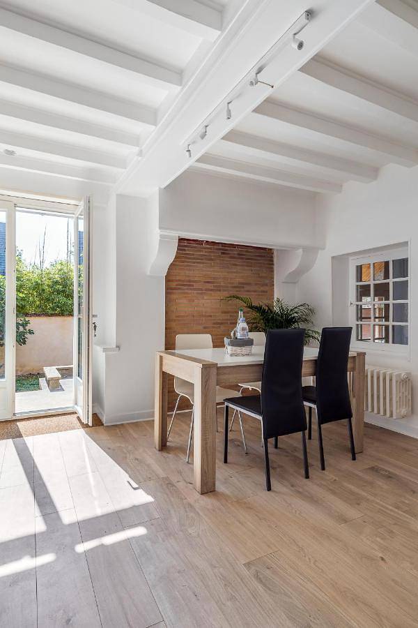 Location de vacances pour 6 personnes, avec jardin dans Pougny - 3