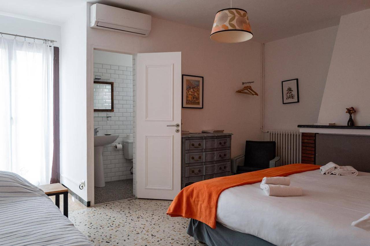 Standard Double Room in Linguizzetta, Arrondissement de Corte