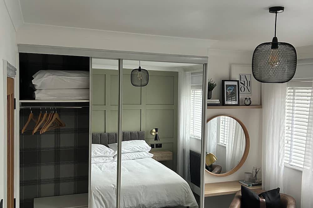 Freshly updated town house Carlisle City Centre in Carlisle, Cumbria