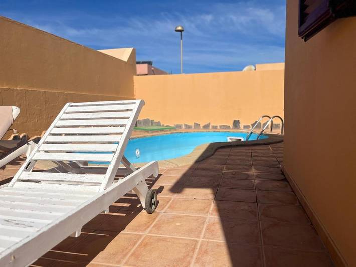 Chalet para 4 personas, con piscina y jardín en Fuerteventura - 3