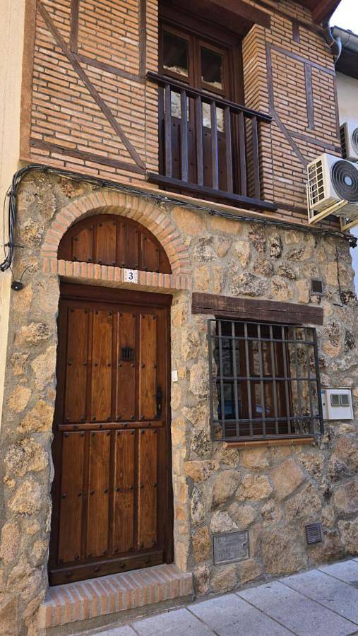 Casa rural para 5 personas, con terraza y vistas, Se admiten mascotas en Valle del Jerte - 2