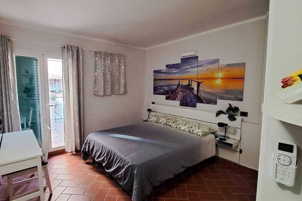 Appartamento intero, Ilmareaduepassi, accogliente ed elegante appartamento a pochi passi dal mare in Rosignano Solvay, Costa degli Etruschi