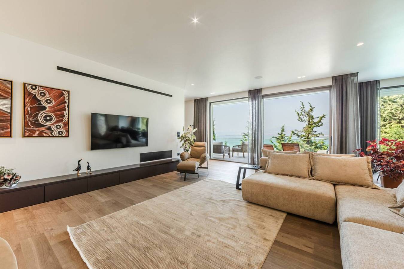 Lake Whisper Villa in Shkoder in Shkodër (stad)