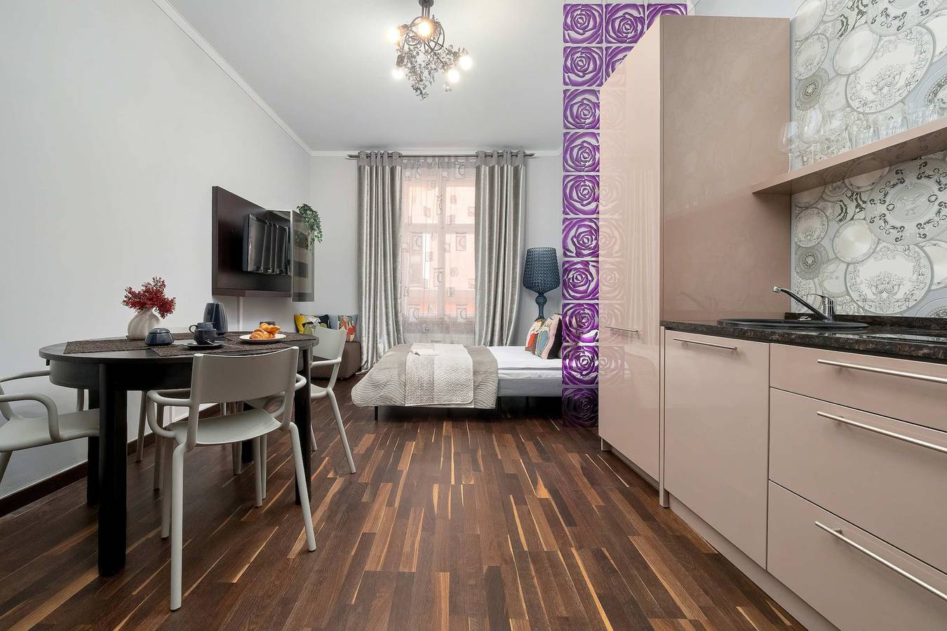 Ganze Ferienwohnung, Functional Studio in the Heart of Poznaå | 3 min to Market Square in Posen, Großpolen