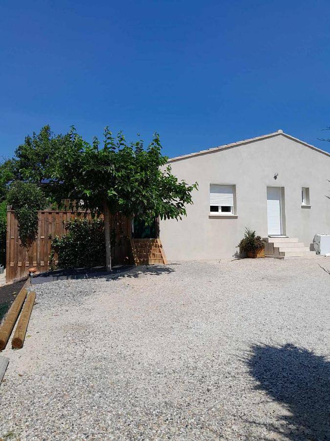 Location de vacances pour 5 personnes, avec piscine et jardin, animaux acceptés à Mormoiron - 3