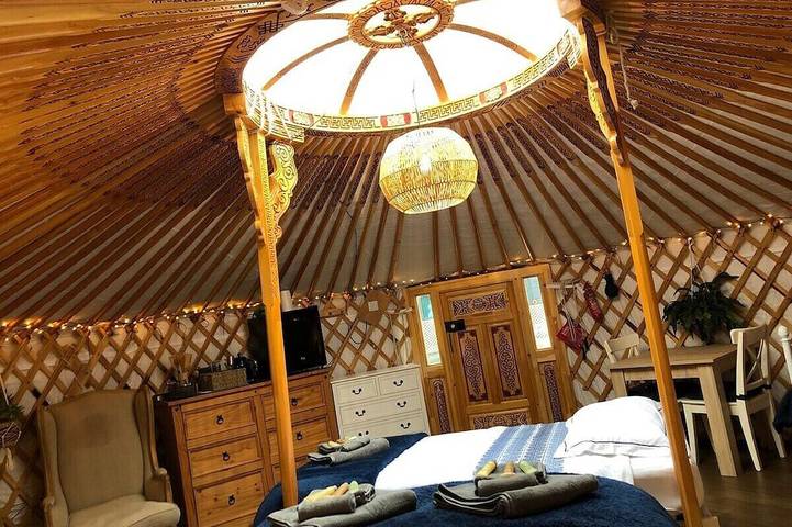 Glamping for 4 people, with garden in Buckinghamshire