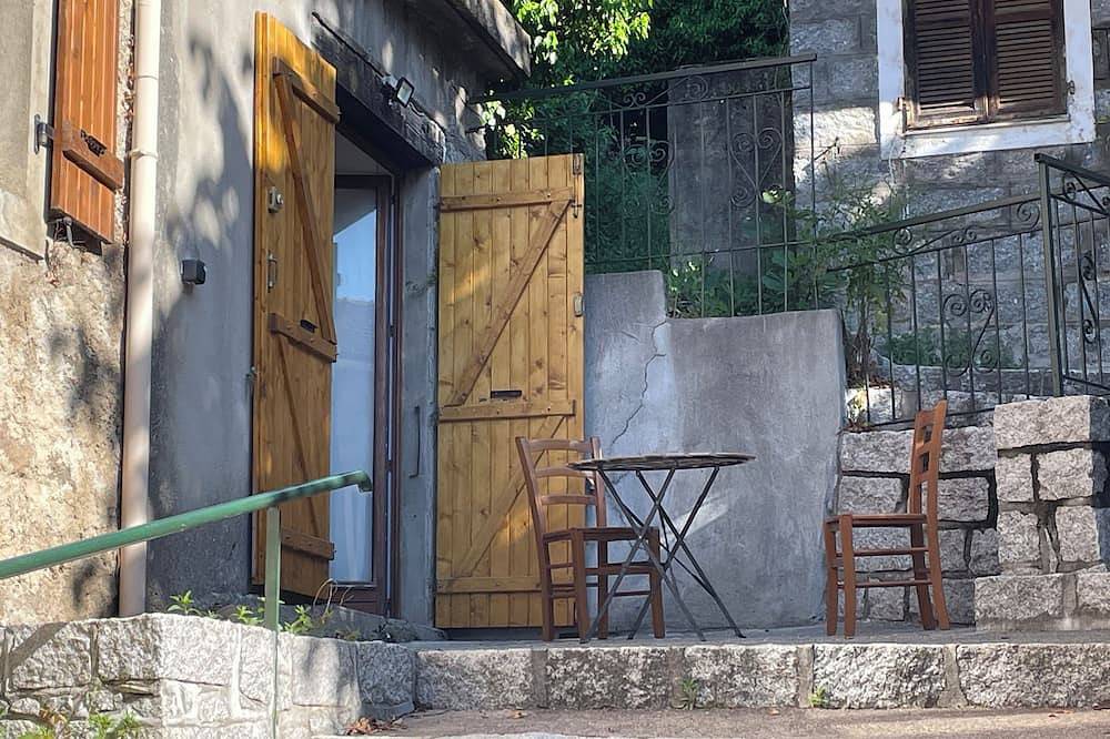 Ganze Wohnung, Apartment functions, walking, nature, quiet and Landscape in Sampolo, Regionaler Naturpark Korsika