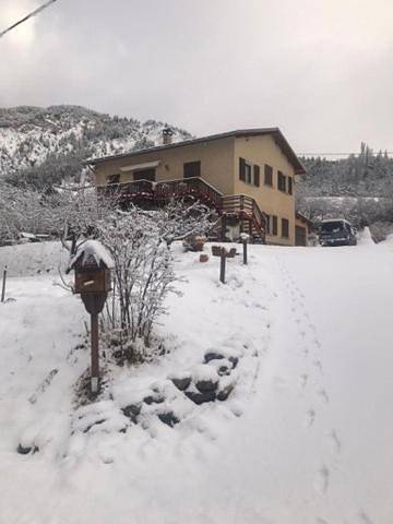 Haut de chalet - Ideal familles avec enfants - proche barcelonnette in Saint-Pons (Alpes-de-Haute-Provence), Val d’Allos
