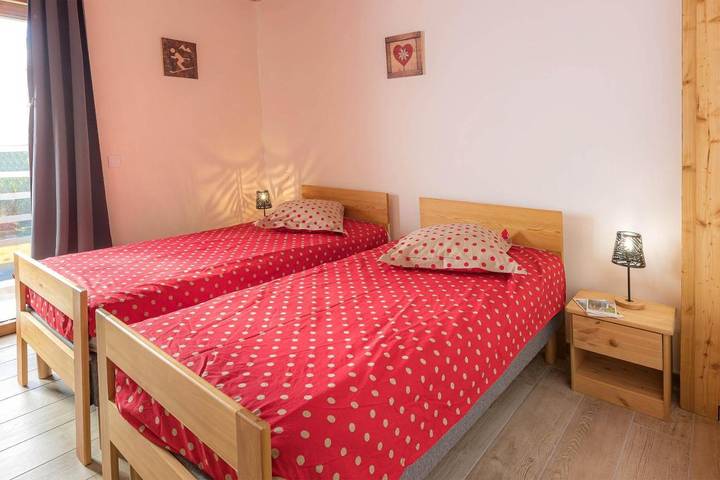 Location de vacances pour 4 personnes, avec jardin à Saint-Jean-Saint-Nicolas - 2