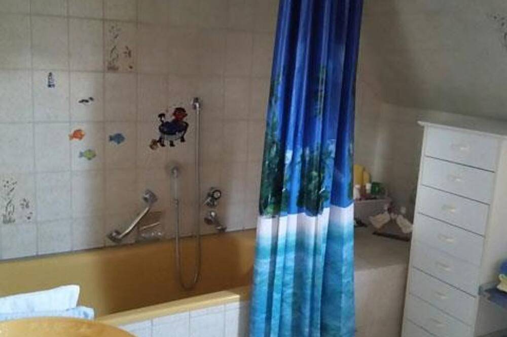 Ganze Wohnung, Kruse - Fewo Daija - Appartement/Fewo, Dusche, Wc, 2 Schlafräume in Pewsum, Krummhörn