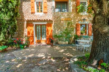 Gîte pour 5 Personnes dans Anduze, Région d'Alès, Photo 2