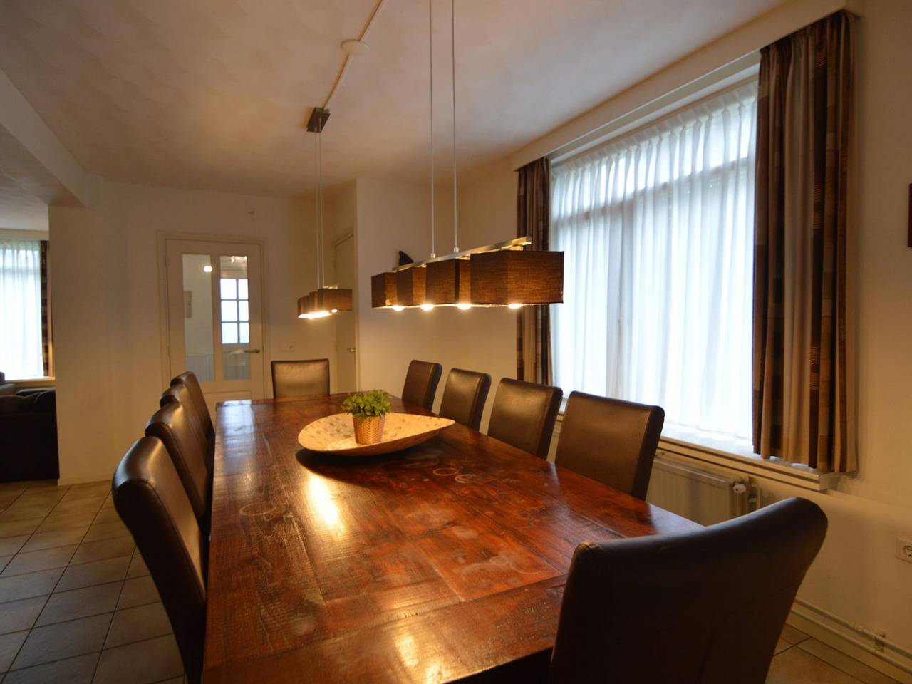 Ferienhaus für 14 Personen mit Garten in Valkenswaard, Nordbrabant