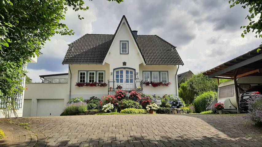 Ferienwohnung für 4 Personen, mit Terrasse und Garten an der Burg Eltz