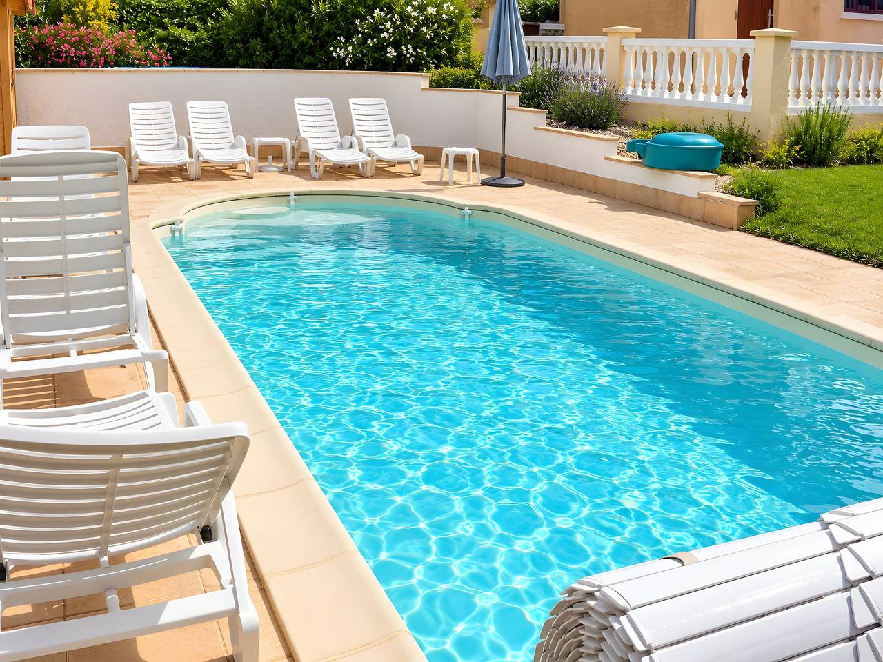 Holiday Home 'Le Figuier' with Mountain View, Shared Pool and Wi-Fi in Molières-sur-Cèze, Cévennes