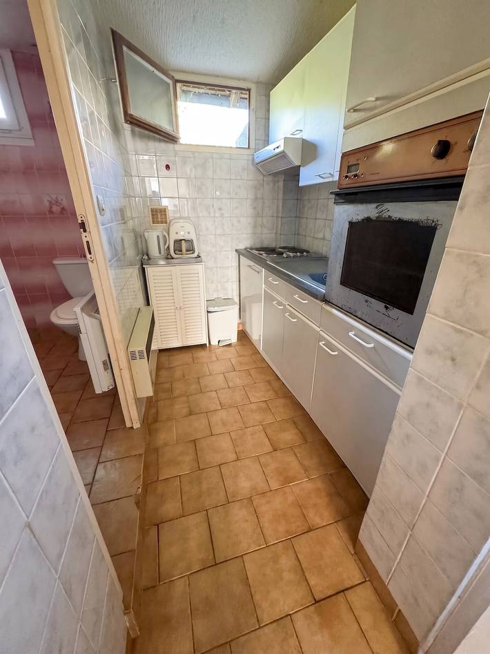 Ganze Wohnung, Charmante Wohnung in Néris-les-Bains - 30 m² - Privater Garten in Néris-les-Bains, Montluçon und Umgebung