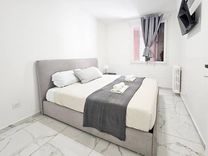 Gîte pour 8 personnes, avec vue et terrasse dans Plage Fabron Bambou Nice - 4