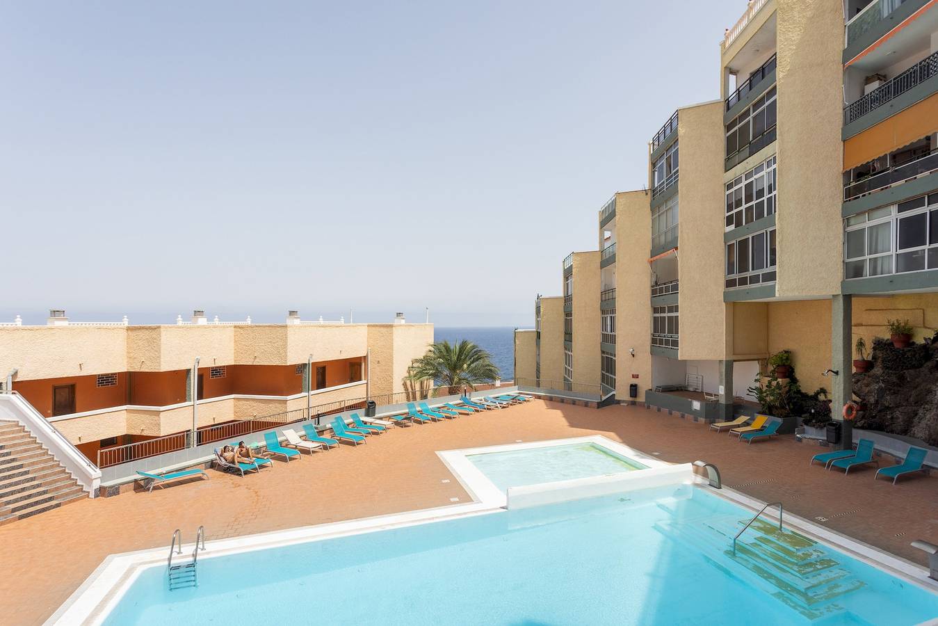 Entire apartment, Home2Book Sea View Apartment with Terrace & Pool in Las Caletillas, South Tenerife
