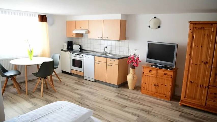Ferienwohnung für 2 Personen, mit Garten in Am Peenestrom - 3