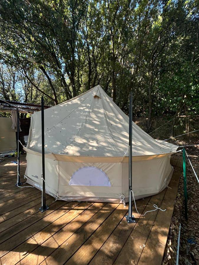 Tente pour 2 personnes, avec terrasse ainsi que jardin et vue en Corse-du-Sud - 3