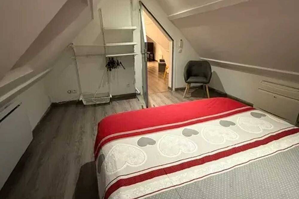 Entire apartment, Homerez - Apartment in Cour-Cheverny in Cour-Cheverny, Sologne