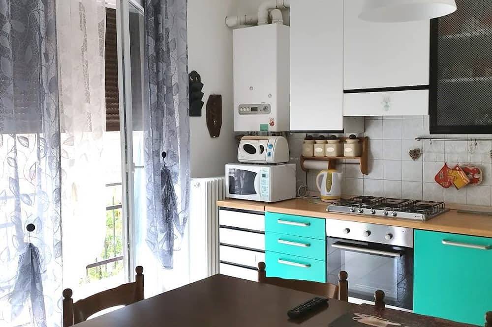 Apartamento entero, Casa Paola - Holiday Apartment in Recoaro Terme in the Little Dolomites in Recoaro Terme, Provincia de Vicenza