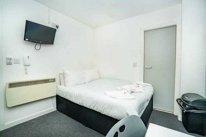 Holiday rental for 2 people in Coventry