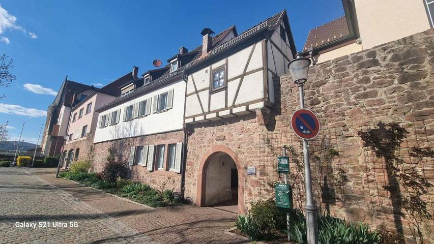 Ferienwohnung für 3 Personen, mit Terrasse und Ausblick in Gemünden am Main