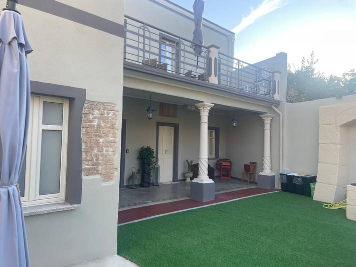 Room 2 – Economy Double in Assemini, Campidano