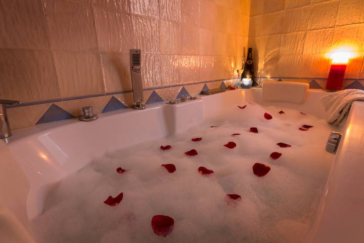 Granja para 4 personas, con jacuzzi y jardín en Provincia de Almería - 2