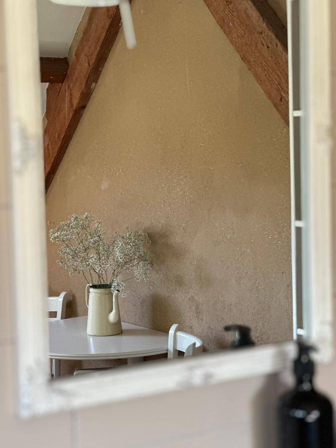 Location de vacances pour 2 personnes, avec jardin ainsi que terrasse et vue dans Epen - 2