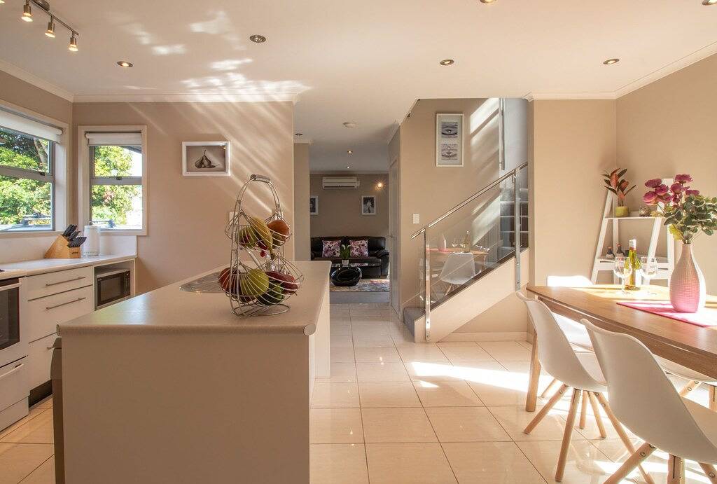 Tolle Lage Auf Gilbert - Zentral in New Plymouth, Taranaki