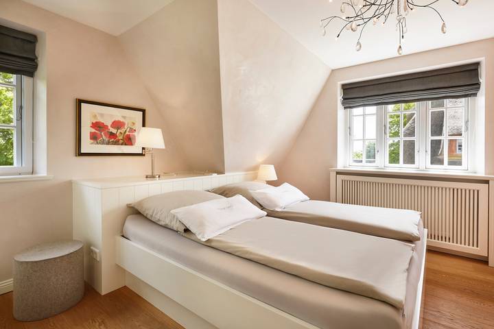 Ferienhaus für 6 Personen, mit Terrasse und Garten in Borgsum - 3