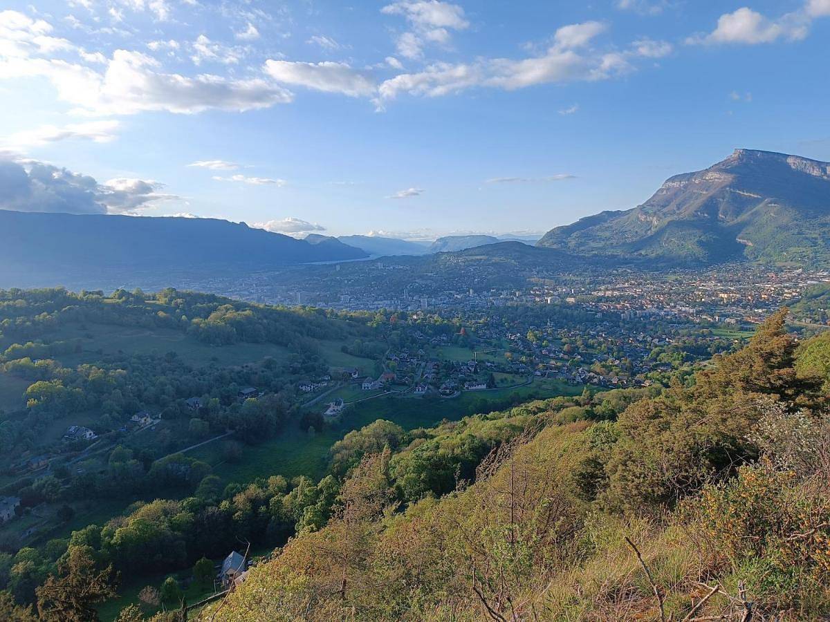 Appartement entier, One-Bedroom Apartment in Barberaz, Région de Chambéry