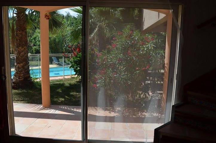 Gîte pour 4 personnes, avec jacuzzi ainsi que piscine et jardin à Vivès - 3