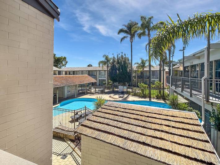 Ferienwohnung für 2 Personen, mit Pool und Balkon/Terrasse - 1