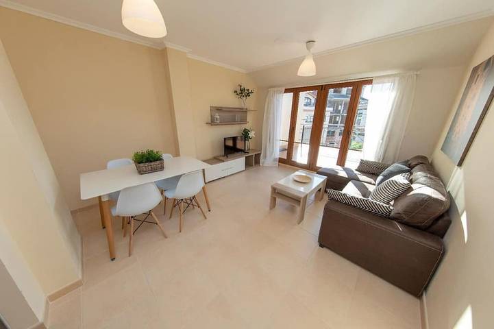 Appartement de vacances pour 5 personnes, avec piscine et jardin - 1