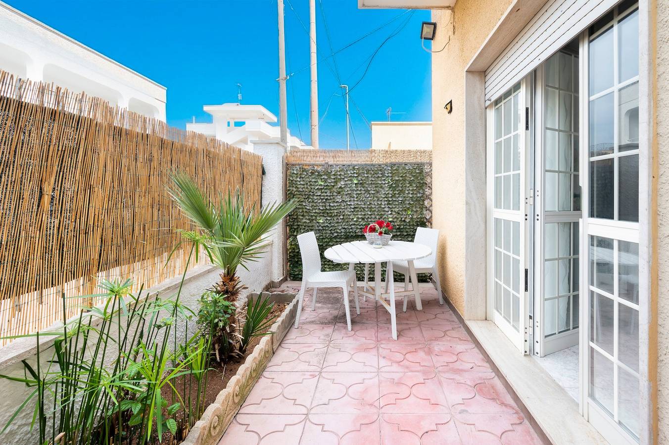 Appartement 'Mono Via Beethoven' avec vue sur la mer, Wi-Fi et climatisation in Porto Cesareo, Golfe de Tarente