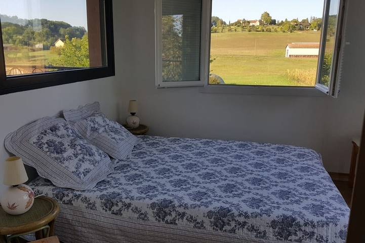 Gîte pour 4 personnes, avec piscine et jacuzzi à Coux-et-Bigaroque - 2