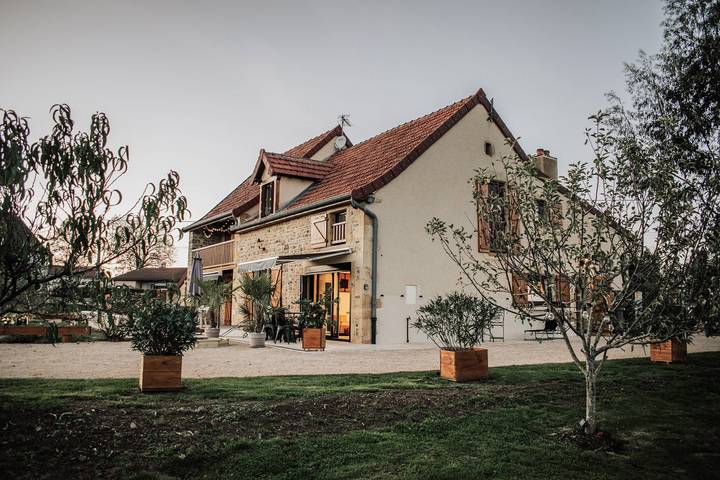 Cottage pour 5 personnes, avec jardin à Vareilles (Saône-et-Loire)