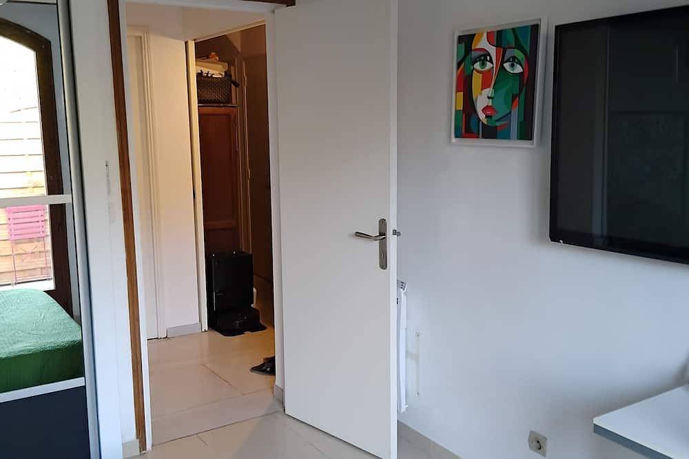 Suite Parentale Avec Douche Et Baignoire in Roquefort-les-Pins, Côte méditerranéenne (France)