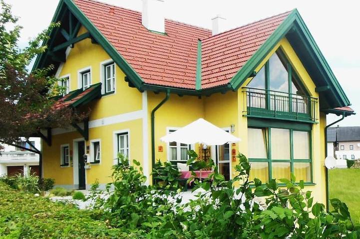 Ferienwohnung für 5 Personen, mit Garten