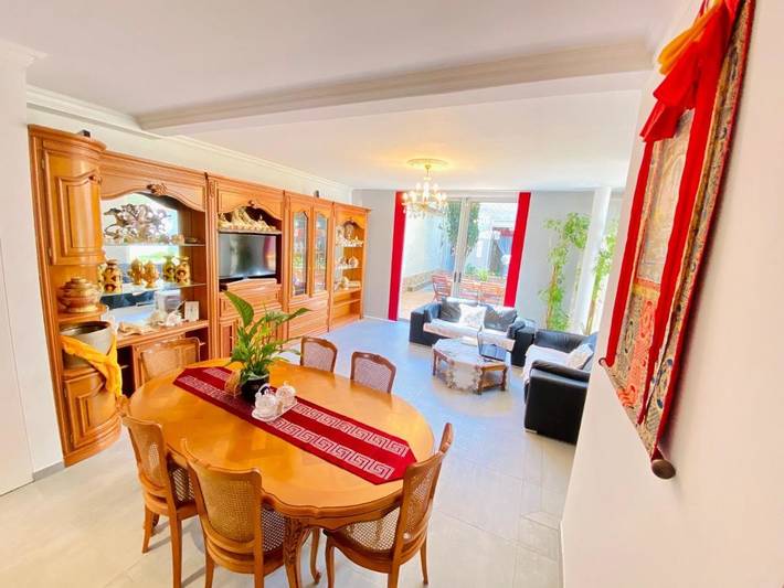 Maison d’hôte pour 4 personnes, avec Terrasse ainsi que Jardin et Vue à Reims