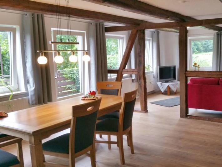 Ferienwohnung für 6 Personen, mit Balkon und Terrasse sowie Garten und Ausblick in Lügde